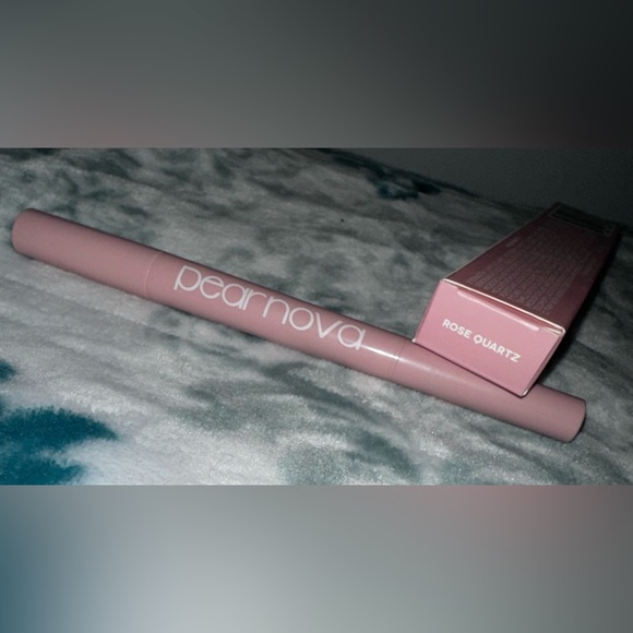 2/$25 PEAR NOVA DOUBLE CREAM EYESHADOW AND EYELINER PENCIL- BRAND NEW in the box - Picture 3 of 7